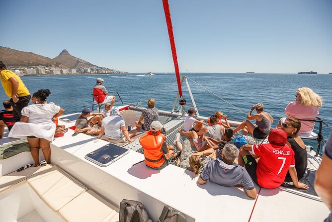 1- Hour Catamaran Cruise Cape Town - Crew service and the limits of the narration