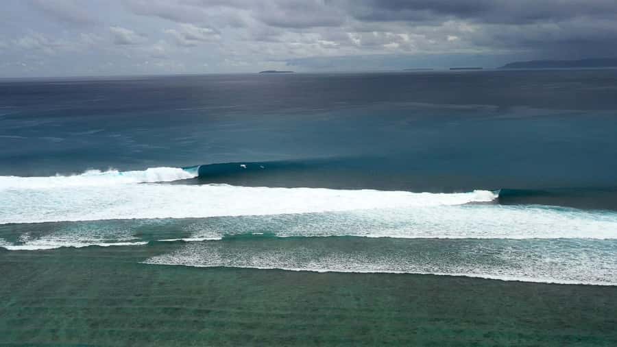 2 Hour Surf Lesson Jeffreys Bay - The first 20 minutes: learning to stand before the water
