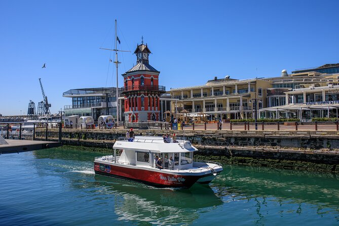 30min Harbour Boat Cruise Cape Town - Boarding at Quay 5 in the V&A Waterfront