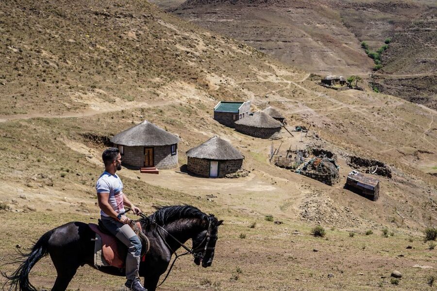 4x4 into Lesotho From Underberg - Horse Ride / Village Life - Choosing the Basotho pony ride