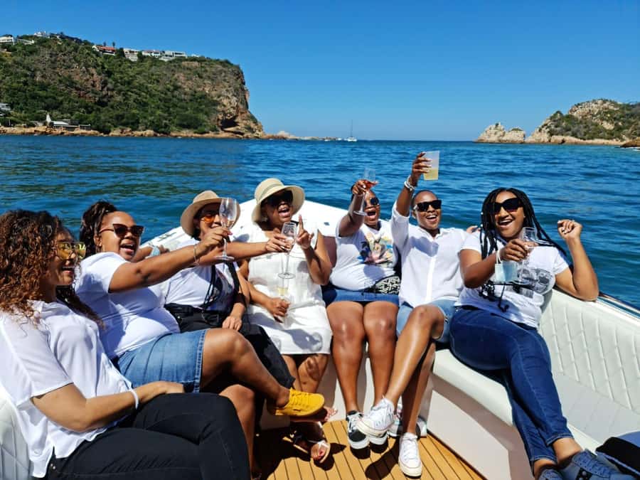 75 Minute Knysna Lagoon Charter - Setting out from Thesen Island