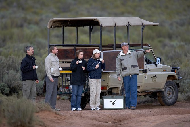 Big Five Game Reserve Wildlife Safari from Cape Town - The Cape Town departure and Karoo road
