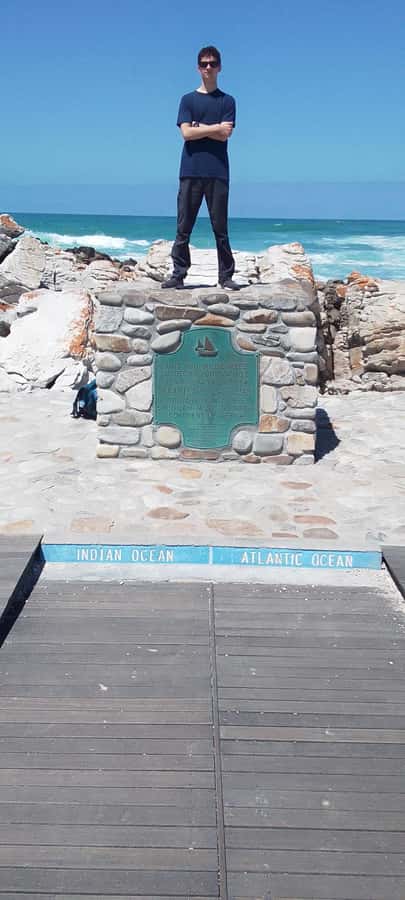 Cape Agulhas Southern Most Tip of the African continent Tour - The lighthouse and the coast near Africa’s tip