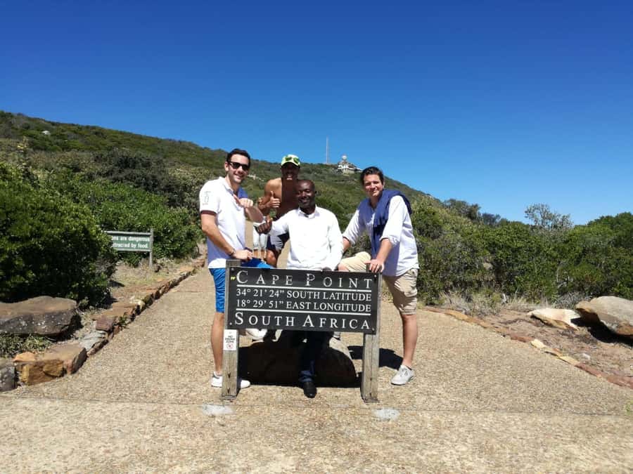 Cape Peninsula Full Day Tour In Private Car - Hout Bay adds a short break and marine life