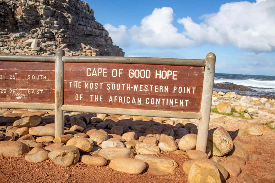 Cape Peninsula: Private Half Day Tour - Clifton and Camps Bay set the tone