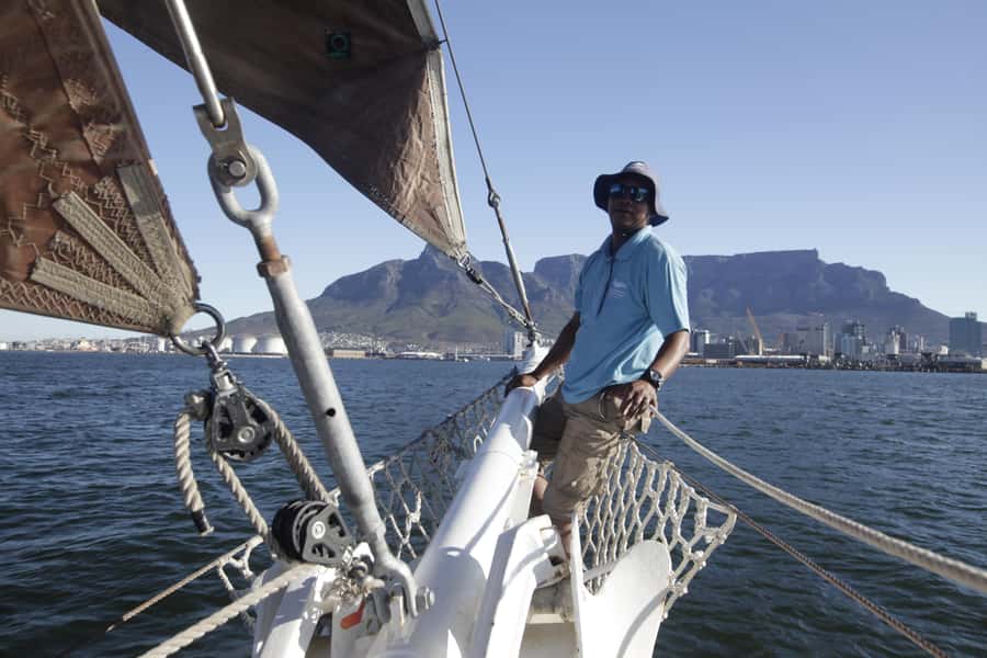 Cape Town: 1 Hour Table Bay Sailing Tour - Why the $21 fare offers good value