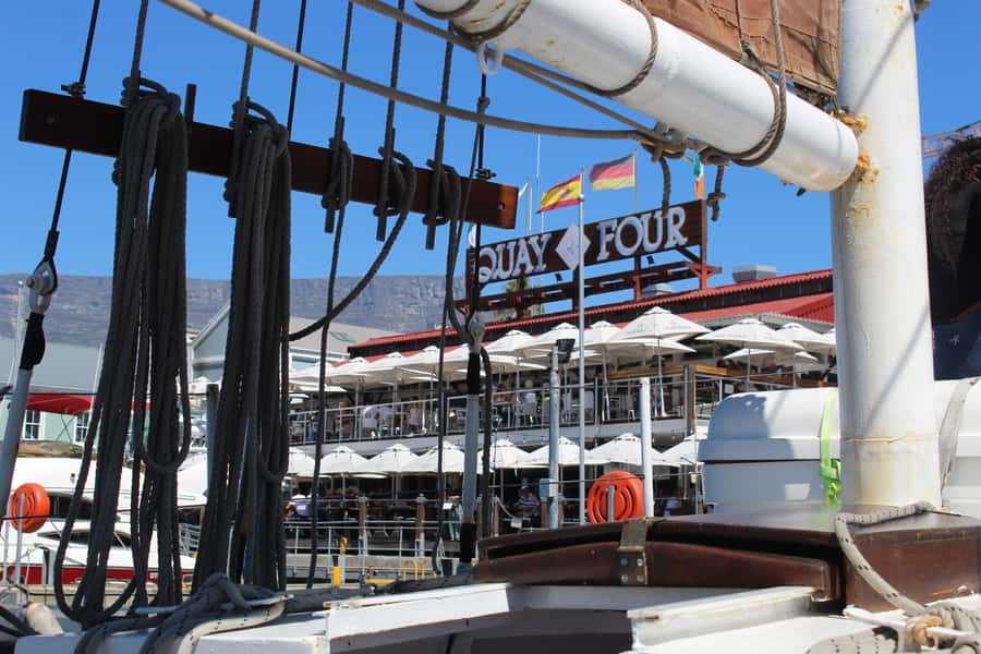 Cape Town: 1 Hour Table Bay Sailing Tour - Timing, weather, and simple planning