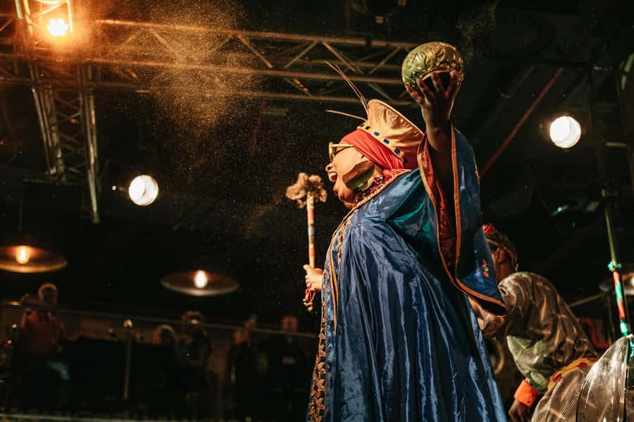 Cape Town: African Dinner, Drumming Experience with Transfer - What happens inside Gold Restaurant