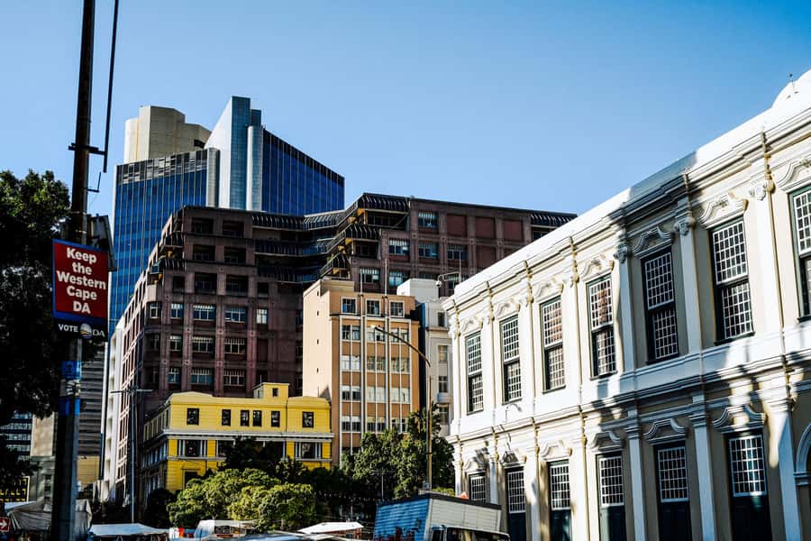 Cape Town: Art, Culture & History Walking Tour - Ending with coffee and a Nelson Mandela connection