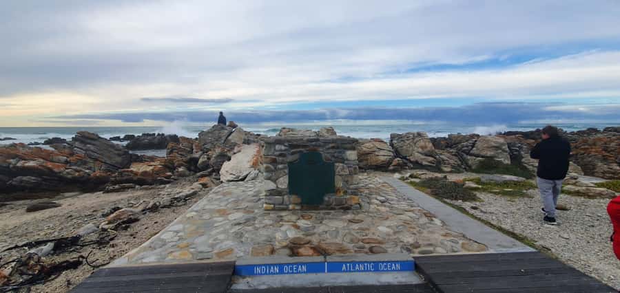 Cape Town: Cape Aghullas Van Tour with Hotel Pickup - Key points to know before you book
