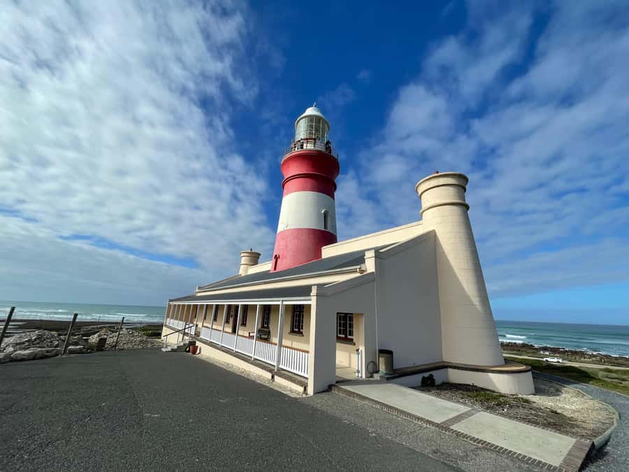 Cape Town: Cape Agulhas and Stony Point Penguin Tour - Why Cape Agulhas is worth the long drive