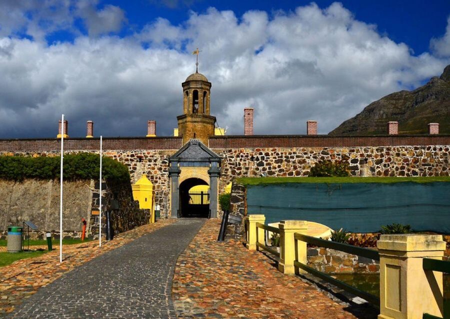 Cape Town City: Full Day Tour - Company’s Gardens and the city’s older center