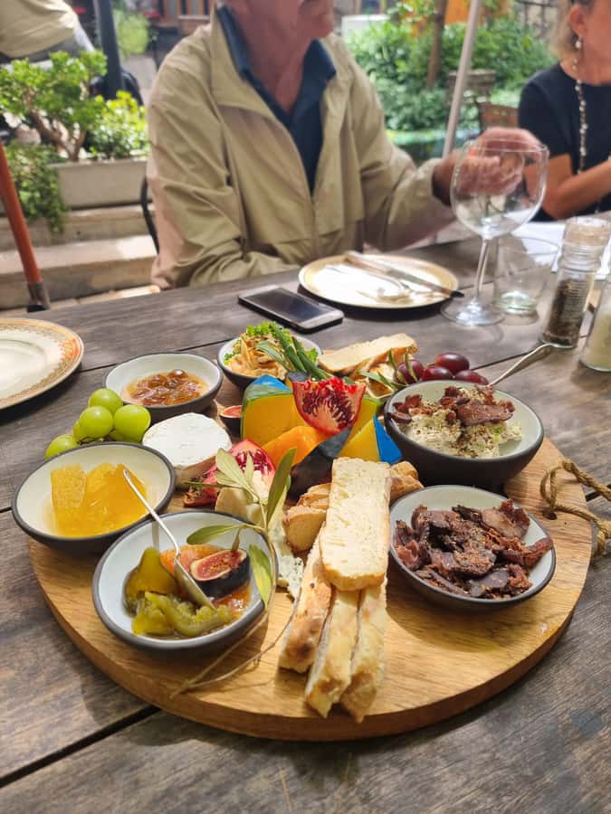 Cape Town: Culinary Walking Tour with Food Tastings - Forty-five minutes in the painted streets of Bo-Kaap