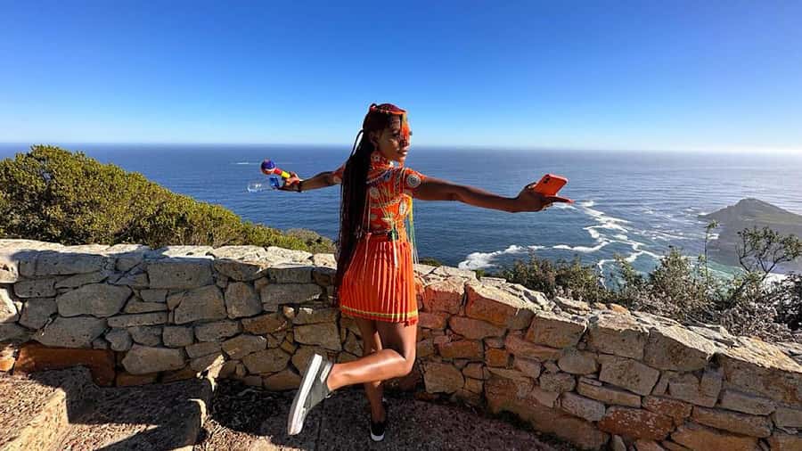 Cape Town: Full-Day Kirstenbosch, Bo-Kaap, and Penguins Tour - Simon’s Town and the story of Just Nuisance