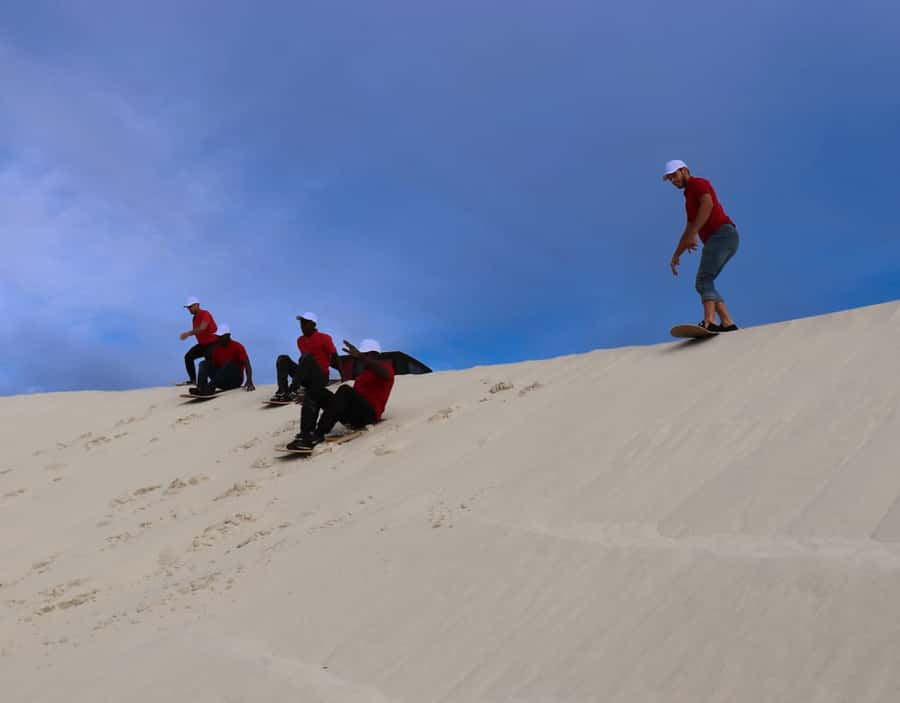 CAPE TOWN: GLAM SANDBOARDING IN ATLANTIS DUNES WITH WILDX - Choosing a stand-up sandboard or bumboard