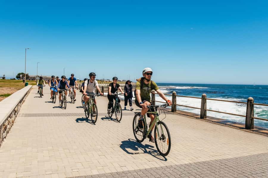 Cape Town: Guided Bike Tour - Why a bicycle works so well in Cape Town