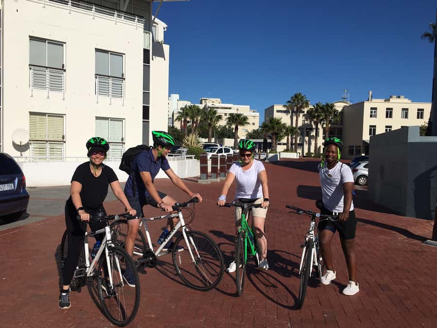 Cape Town Guided City Cycling Heritage Tour - Private Tour - Why cycling works so well in Cape Town