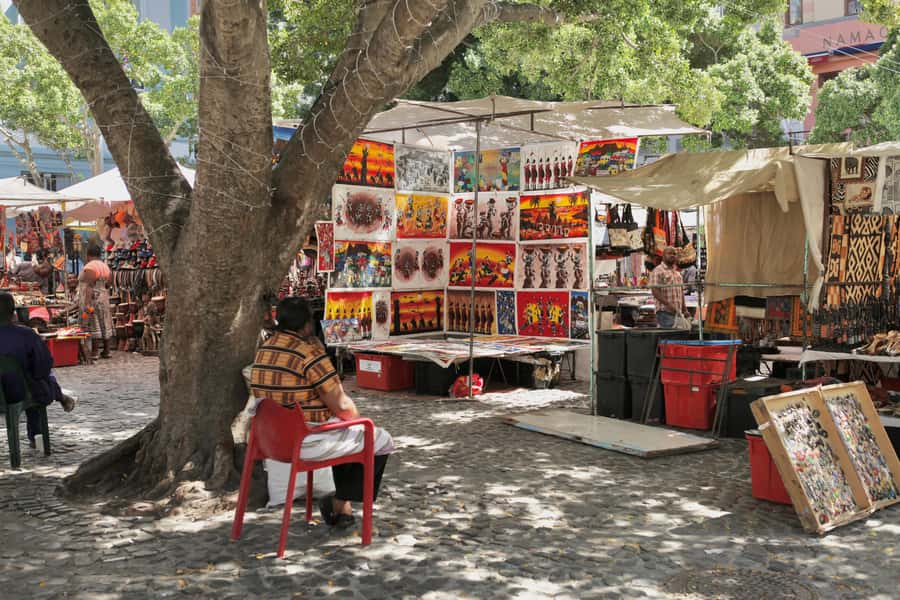 Cape Town: Guided Half-Day City Tour with Table Mountain - Bo-Kaap brings color, food, and living culture