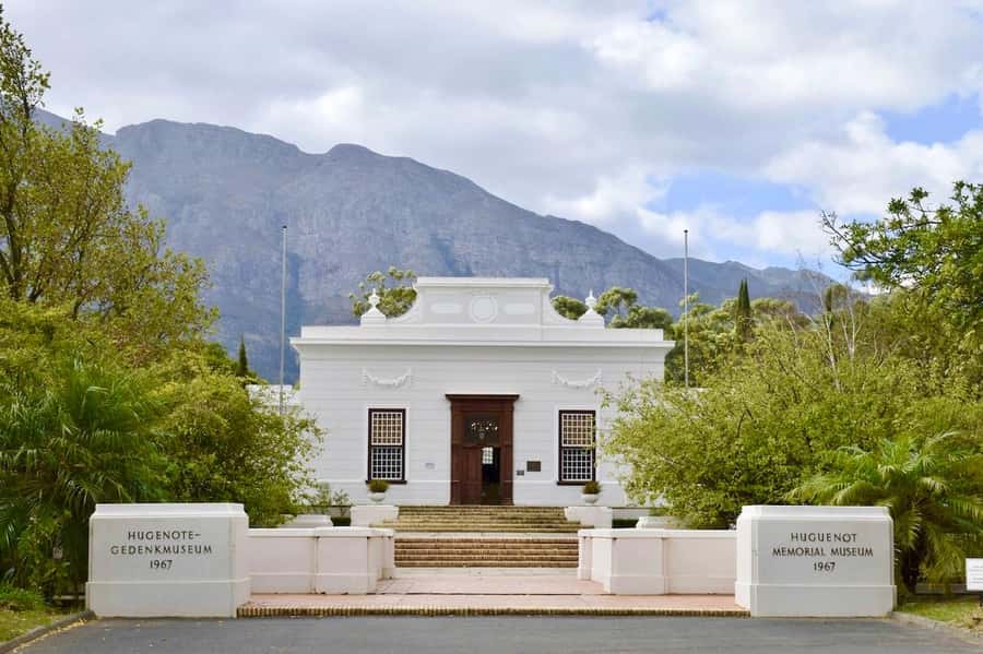 Cape Town: Guided Winelands Tour & Tasting in Stellenbosch - Stellenbosch adds a town, not just another estate