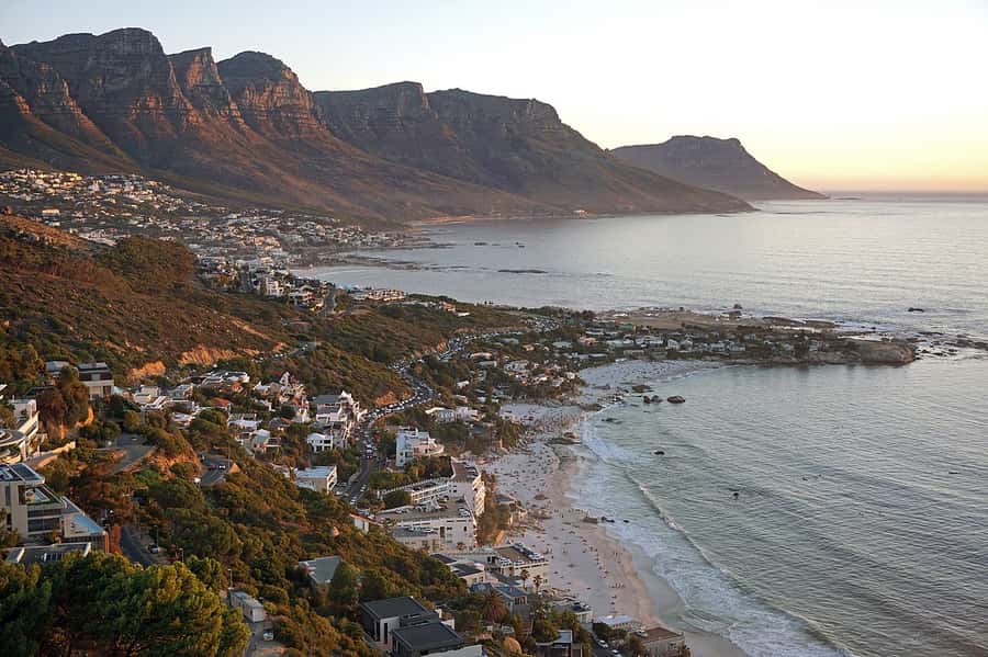 Cape Town: Half-Day Guided City Sightseeing Tour by Bus - Clifton and Camp’s Bay by road