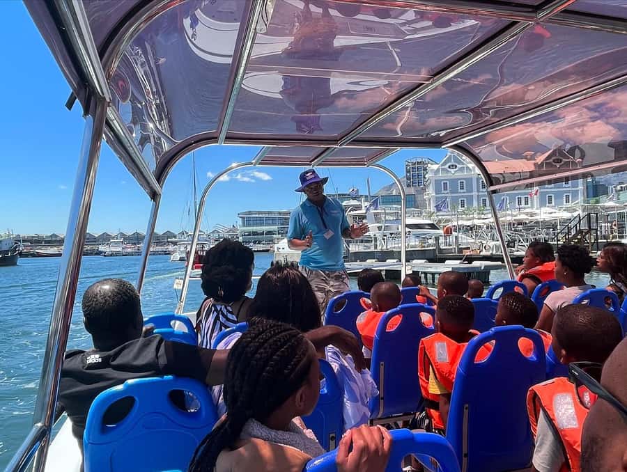 Cape Town: Harbor Cruise - A short cruise with a clear Cape Town payoff