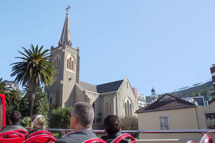 Cape Town: Hop-On Hop-Off Bus Tour with Optional Cruise - One day or two days: choose carefully