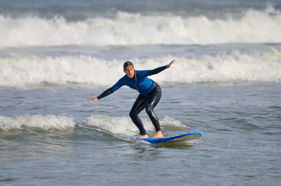 Cape Town:Learn to surf with the best view of Table Mountain - Learning to surf beneath Table Mountain