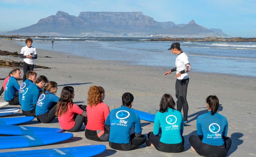 Cape Town:Learn to surf with the best view of Table Mountain - Why the pop-up and wave reading matter