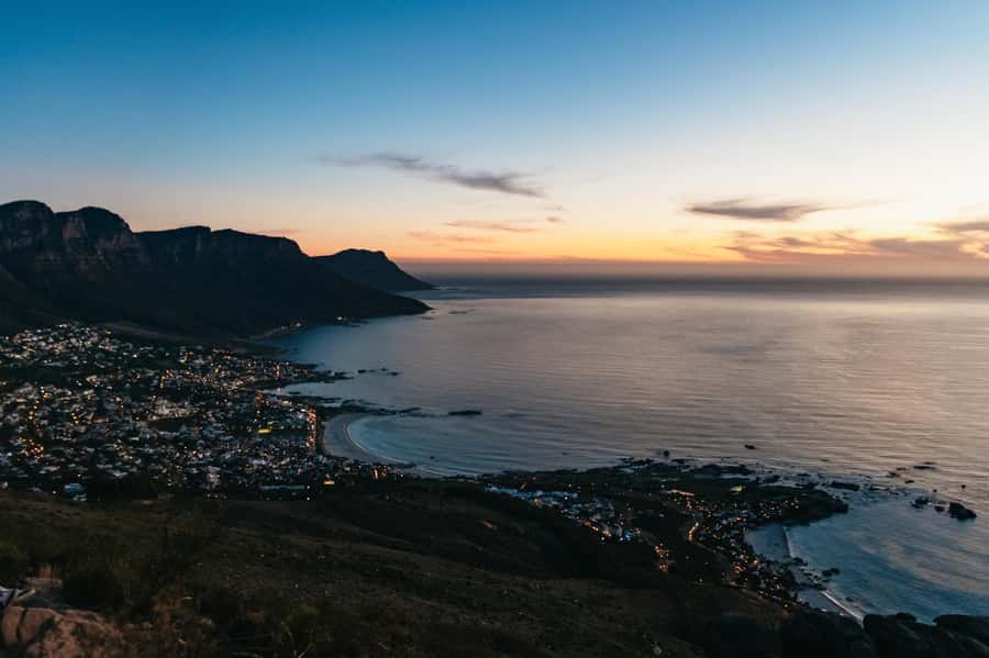 Cape Town: Lion's Head Guided Hike at Sunset - Climbing Lion’s Head with a guide
