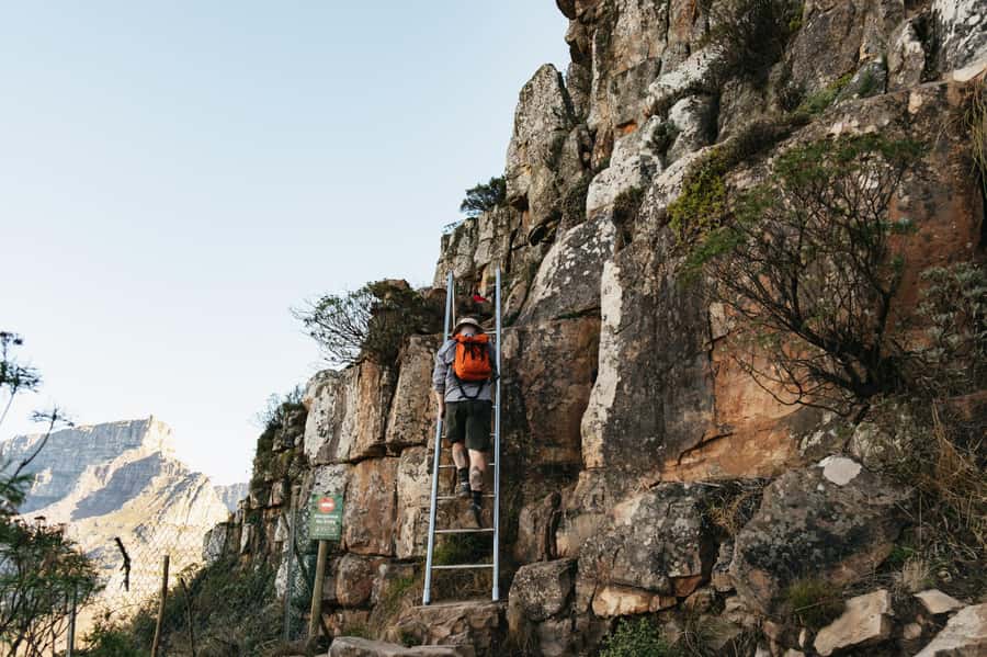 Cape Town: Lion's Head Guided Hike at Sunset - What to bring for a comfortable climb