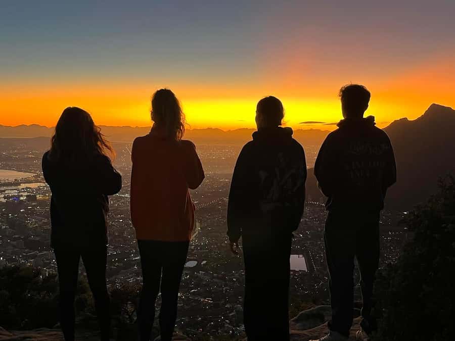 Cape Town: Lion's Head Sunrise or Sunset Hike - The guides are a major part of the experience
