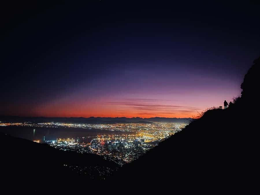 Cape Town: Lion's Head Sunrise or Sunset Hike - Who should choose sunrise, and who should choose sunset?