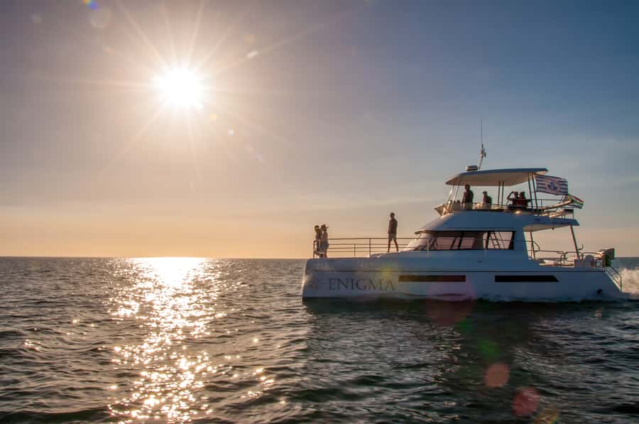 Cape Town: Morning Cruise with Prosecco - A luxury power catamaran for a short morning ride