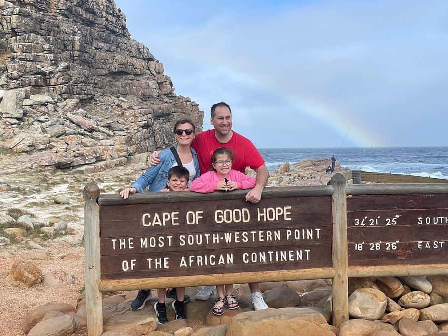 Cape Town: Penguins & Cape of Good Hope Day Tour with Pickup - Hout Bay and the optional Duiker Island boat