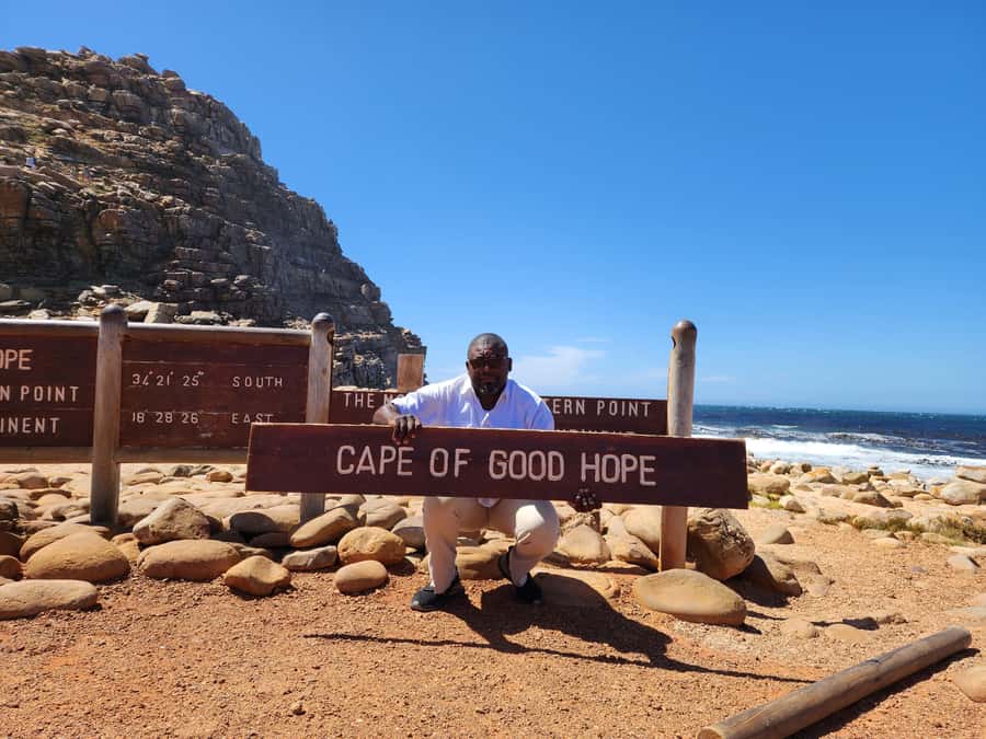 Cape Town: Peninsula, Penguins & Cape of Good Hope Day Tour - Cape Point gives you a walk or a funicular