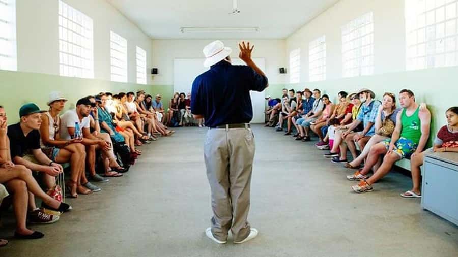 Cape Town: Private Robben Island Half-Day Tour with Pickup - What the six-hour schedule feels like
