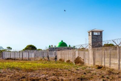 Robben Island Ferry Ticket and Townships Tour