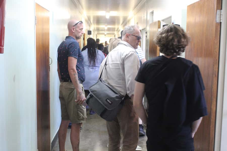Cape Town: Robben Island ferry ticket with guided tour - A guided visit that can feel rushed