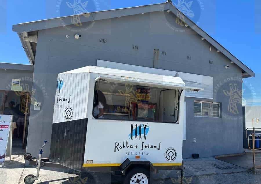 Cape Town: Robben Island Half-Day Tour w/ Pre-Booked Ticket - Getting to the Nelson Mandela Gateway