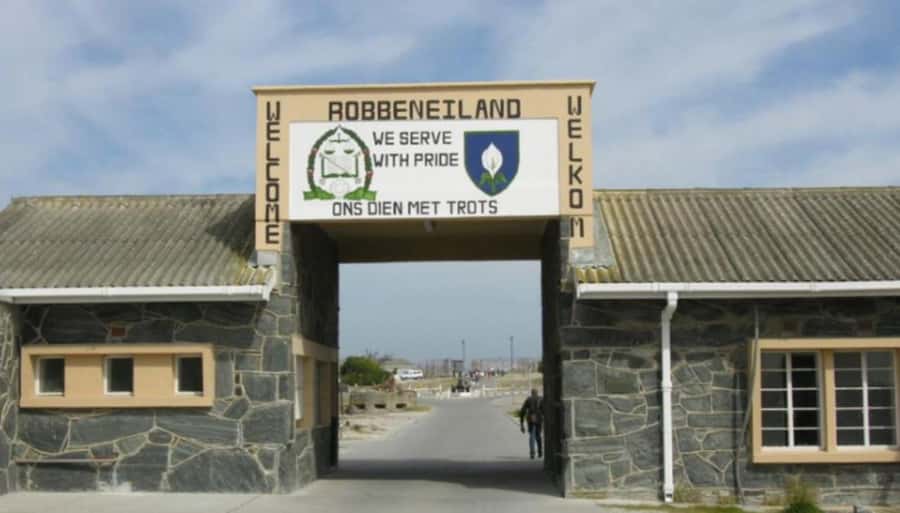 Cape Town: Robben Island Half-Day Tour with Entry Tickets - Starting in Cape Town with hotel pickup
