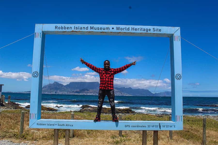 Cape Town: Robben Island plus Table Mountain Tickets - The 30-minute ferry to Robben Island