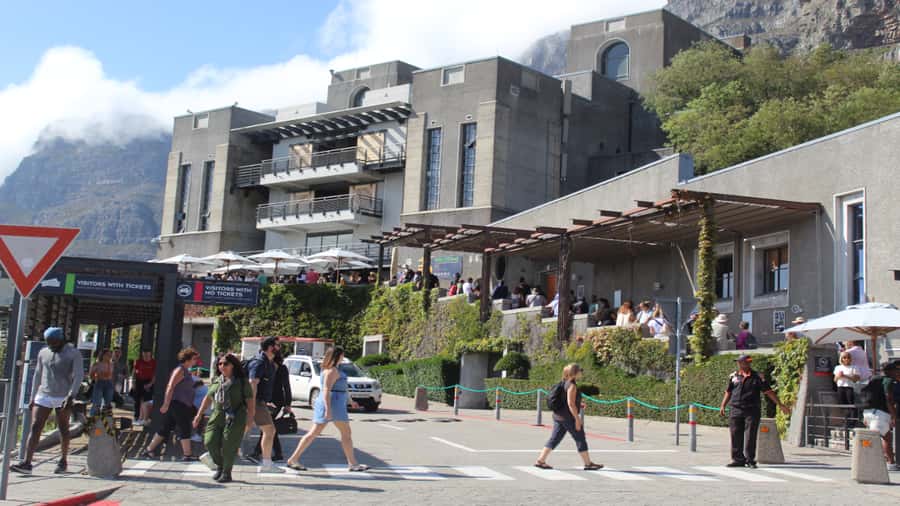 Cape Town: Robben Island plus Table Mountain Tickets - Two hours above Cape Town