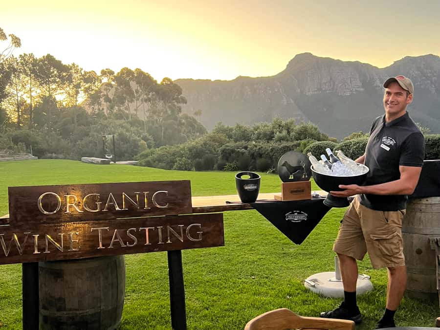 Cape Town: Silvermist Estate Wine Tasting & Drumstruck Show - The optional braai and marimba music