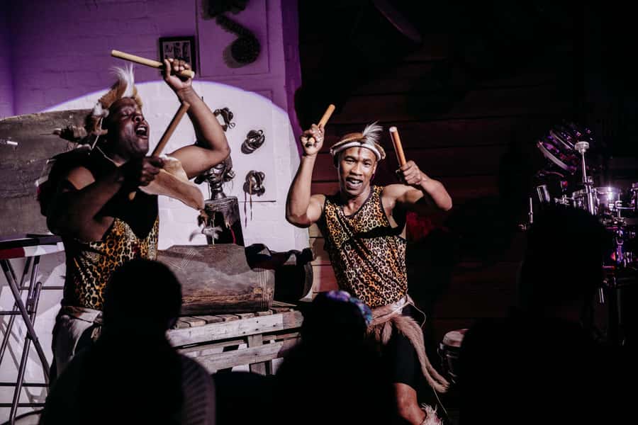 Cape Town: Silvermist Estate Wine Tasting & Drumstruck Show - Reaching Silvermist Estate above Constantia Nek