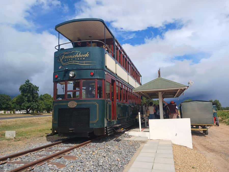 Cape Town: Stellenbosch, Franschhoek, Wine Tasting and Tram - Zevenwacht starts the day with cheese