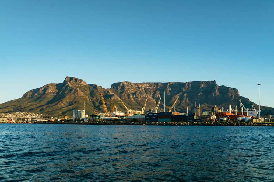 Cape Town: Sunset Champagne Cruise and 3-Course Dinner - Timing, clothing, and practical details