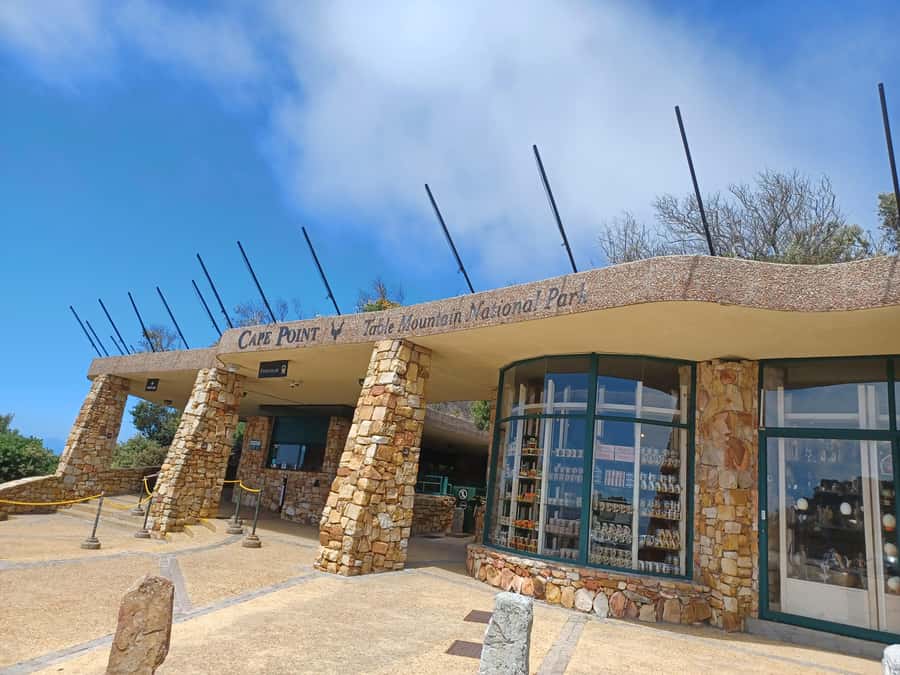 Cape Town: Table Mountain and Penguins Private Guided Tour - A coffee pause in Noordhoek
