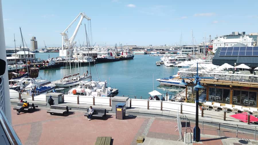 Cape Town: Table Mountain and Robben Island Tour - Starting with Table Mountain and its wide views