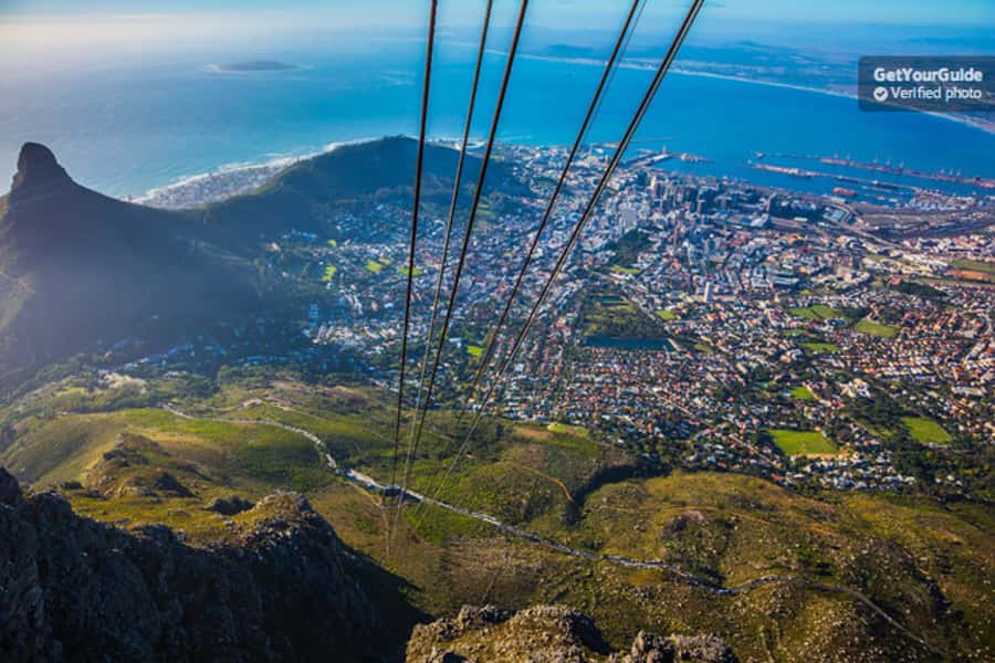 Cape Town: Table Mountain Cable Car, Hop-On Hop-Off Bus Tour - How to build a sensible one-day plan