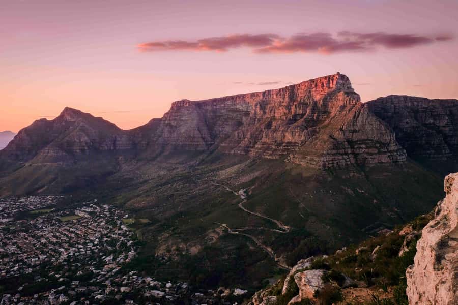 Cape Town: Table Mountain, Cape Point, and Penguins Tour - Bo-Kaap: a quick start among painted houses